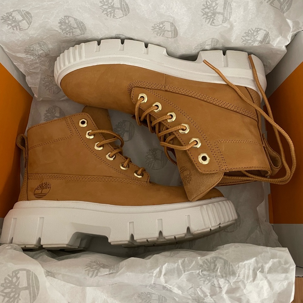 Women's Greyfield Leather Boot - Size 7 Brown
